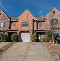 Stephanie Ct. Townhome in Auburn, AL - Building Photo