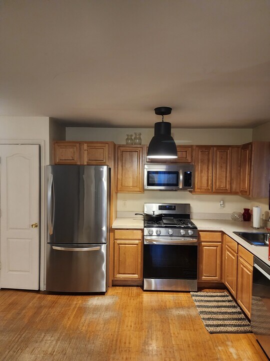 2916 Ely Ave in Bronx, NY - Building Photo