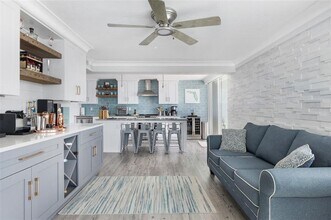 17408 Gulf Blvd in Redington Shores, FL - Building Photo - Building Photo