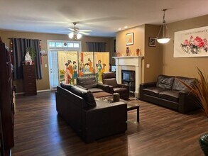 4409 Village Field Place in Suwanee, GA - Building Photo - Building Photo