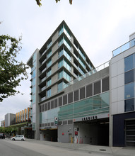 535-545 W Broadway in Vancouver, BC - Building Photo - Building Photo