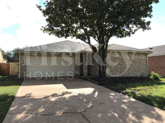 4306 Regency Villa Dr in Houston, TX - Building Photo