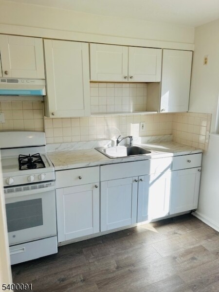 60 Dekalb Pl in Morristown, NJ - Building Photo - Building Photo