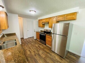 11040 N Skagit St in Burlington, WA - Building Photo - Building Photo