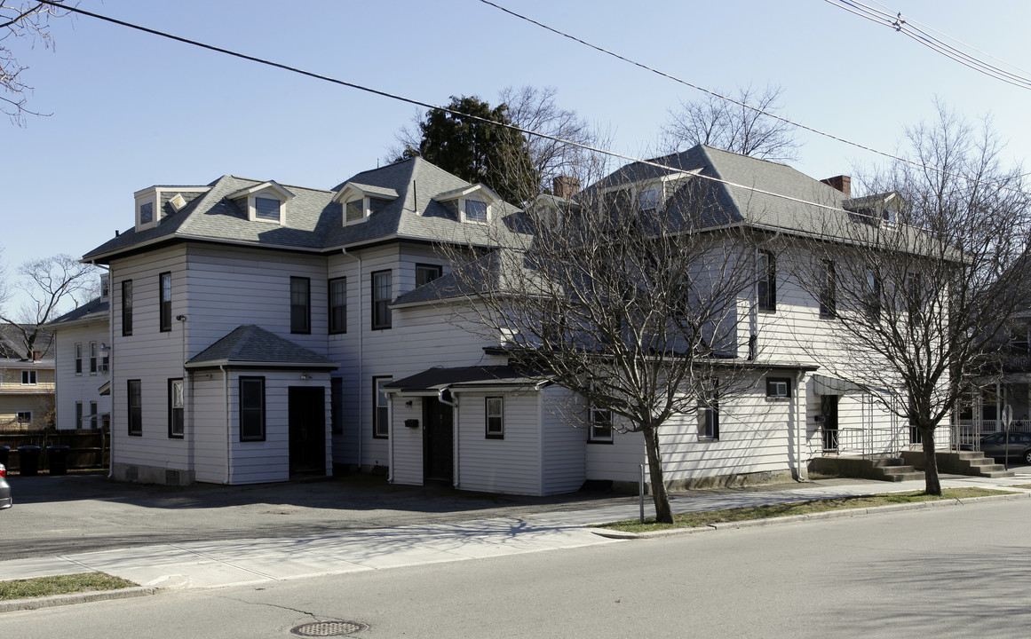 26-28 Pitman St in Providence, RI - Foto de edificio