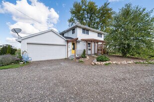 N1033 Co Rd K in Sharon, WI - Building Photo