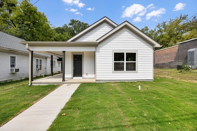 property at 307 W King St