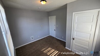 1547 Dixmont Ave in Cincinnati, OH - Building Photo - Building Photo