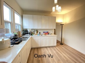 5828 Adeline St, Unit 5828 Adeline in Oakland, CA - Building Photo - Building Photo