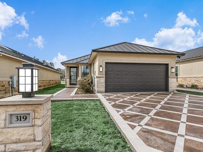 property at 319 Parallel Cir