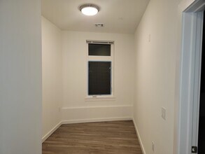 61 Virginia Ave in Jersey City, NJ - Building Photo - Building Photo