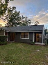 8437 Long Meadow Cir N in Jacksonville, FL - Building Photo - Building Photo