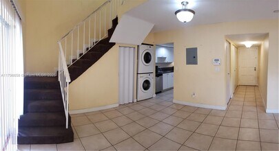 8500 SW 109th Ave in Miami, FL - Building Photo - Building Photo