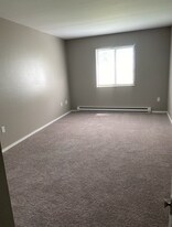 505 N Main St in Walbridge, OH - Building Photo