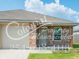 704 B Kimble Dr in Temple, TX - Building Photo