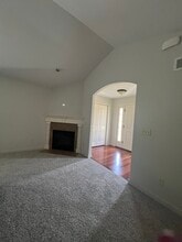 1647 Belclare Rd in Normal, IL - Building Photo - Building Photo