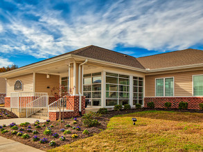 Buckroe Pointe Apartment Townhomes in Hampton, VA - Foto de edificio - Building Photo