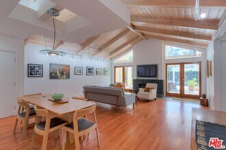 4111 Allott Ave in Los Angeles, CA - Building Photo - Building Photo