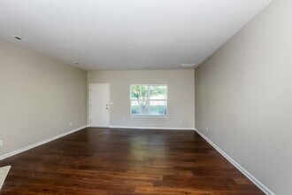 8504 Old Potters Rd in Charlotte, NC - Building Photo - Building Photo