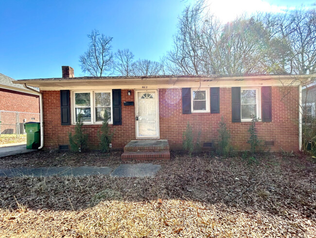 4112 Dinglewood Ave in Charlotte, NC - Building Photo - Building Photo