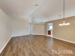 6926 Waterbrook Ct in Gibsonton, FL - Foto de edificio - Building Photo