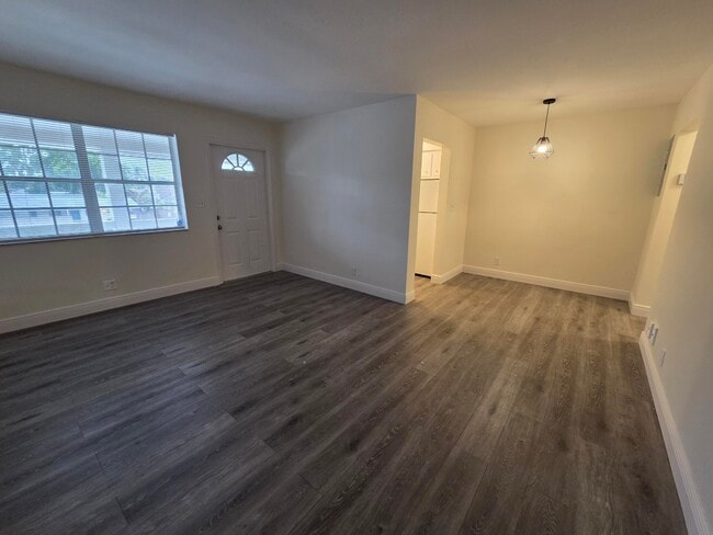 1810 NE 56th St in Fort Lauderdale, FL - Building Photo - Building Photo