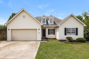 1318 Knight Dr in Murfreesboro, TN - Building Photo