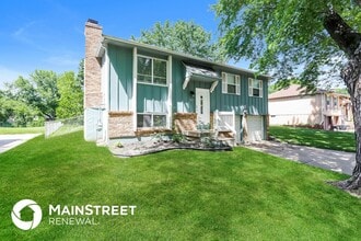 20216 E 14th St N in Independence, MO - Foto de edificio - Building Photo