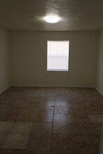 6240 Cleveland Ave in El Paso, TX - Building Photo - Building Photo