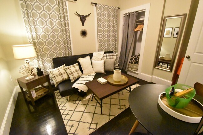 20 Moon St, Unit 1G
