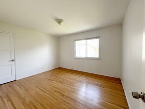 8931 Ramsgate Ave in Los Angeles, CA - Building Photo - Building Photo