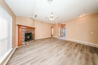 912 SW 38th St in Moore, OK - Building Photo - Building Photo