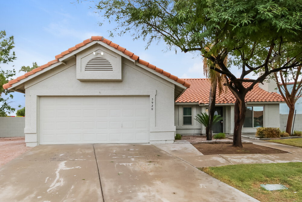 5920 E Fairbrook Cir in Mesa, AZ - Building Photo