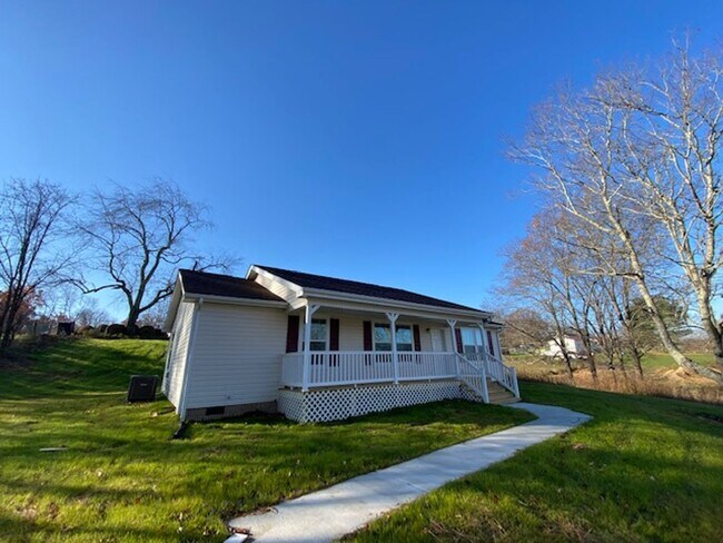 property at 1189 Merrimac Rd