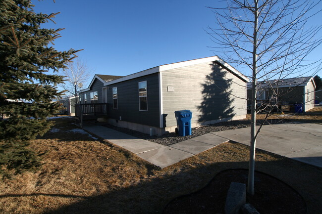 property at 2715 Donna Ave