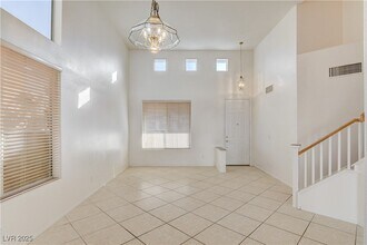 2234 Le Conte Ave in Henderson, NV - Building Photo - Building Photo