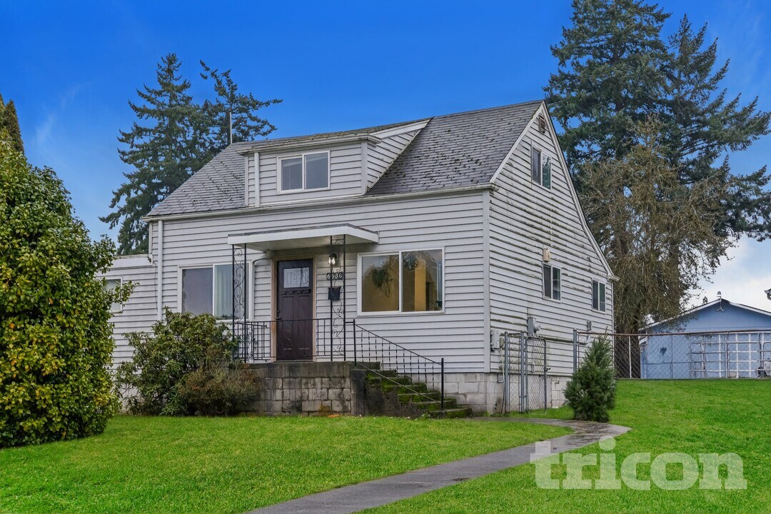 6530 S G St in Tacoma, WA - Building Photo