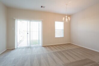 8119 Almera Falls Dr in Cypress, TX - Building Photo - Building Photo