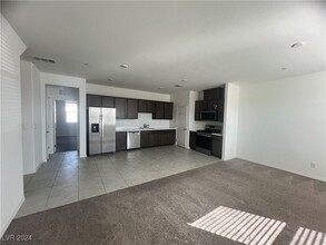 489 Anthurium Pl in Henderson, NV - Building Photo - Building Photo