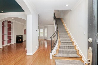 4655 Spruce St in Bellaire, TX - Building Photo - Building Photo