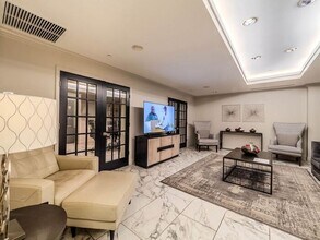 2870 Pharr Ct NW in Atlanta, GA - Building Photo - Building Photo