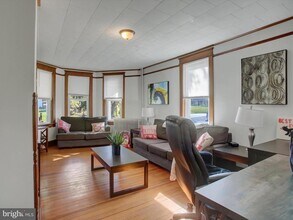 7960 Mentzer Gap Rd in Waynesboro, PA - Building Photo - Building Photo