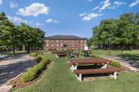 Westbury Harbour in Louisville, KY - Building Photo - Building Photo