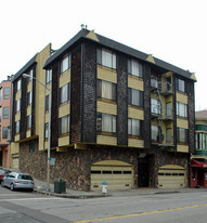 125 Bay St Apartments