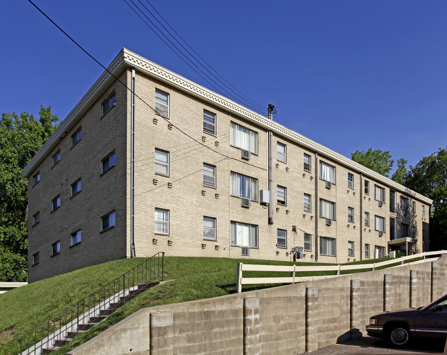 Imperial Valley Apartments in West St. Paul, MN - Building Photo