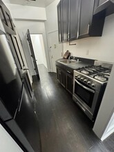 355 W 47th St in New York, NY - Building Photo - Building Photo