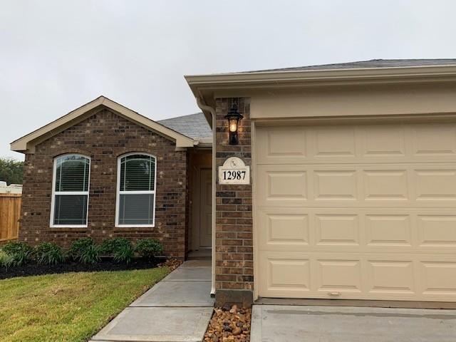 12987 Skyline Dr in Willis, TX - Building Photo