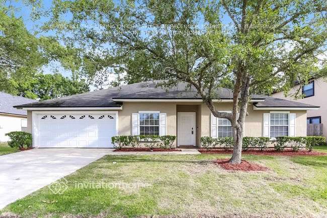 property at 10939 Apple Blossom Trail E