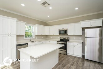 9334 Crestview Dr in Houston, TX - Building Photo - Building Photo