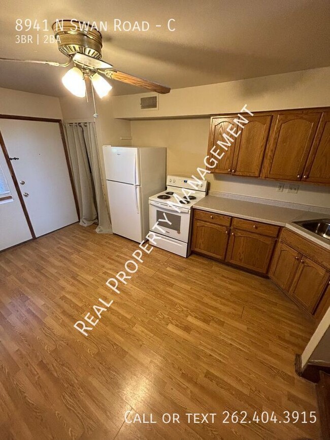 property at 8941 N Swan Rd